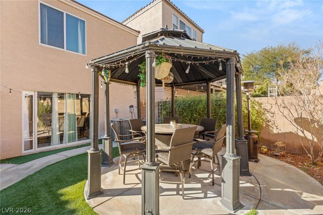 8884 Bonneville Peak Court, Las Vegas, NV 89148