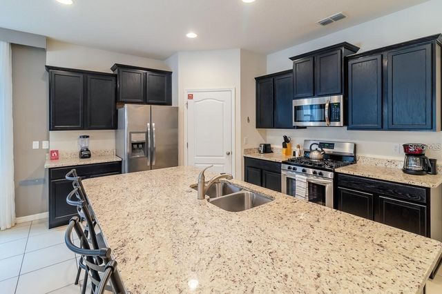 6047 BROAD OAK DRIVE, Davenport, FL 33837