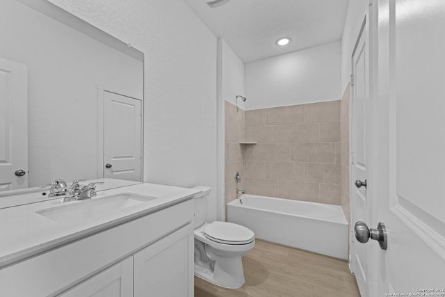 1875 Nuthatch Ridge, New Braunfels, TX 78130