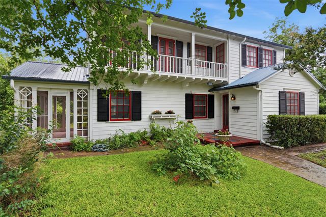 308 S ERKEL AVE, Seguin, TX 78155