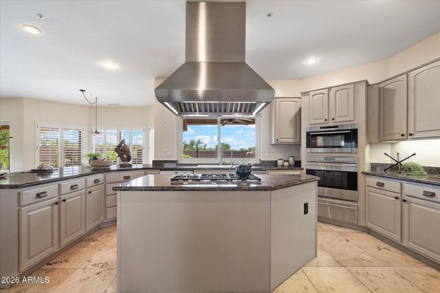 9015 E HACKAMORE Drive, Scottsdale, AZ 85255