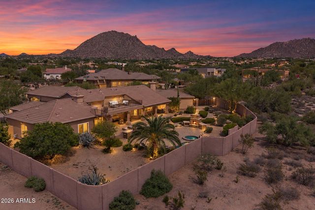 9015 E HACKAMORE Drive, Scottsdale, AZ 85255