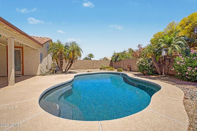 9729 W BURNETT Road, Peoria, AZ 85382