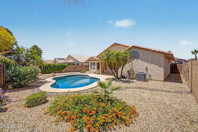9729 W BURNETT Road, Peoria, AZ 85382