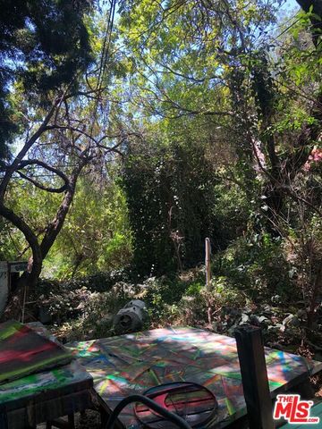 11662 Laurelwood Drive, Los Angeles, CA 91604