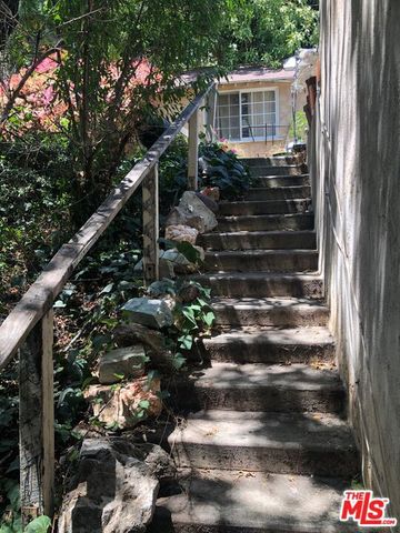 11662 Laurelwood Drive, Los Angeles, CA 91604