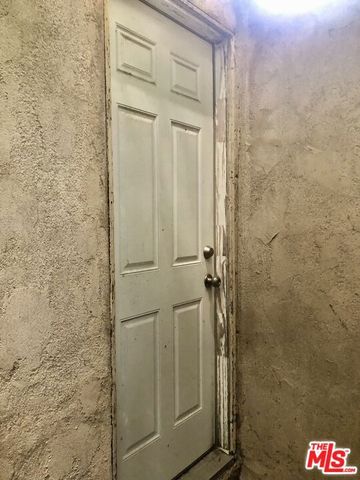 11662 Laurelwood Drive, Los Angeles, CA 91604