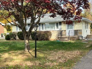 6 Gordon Rd, Roxbury Twp., NJ 07885