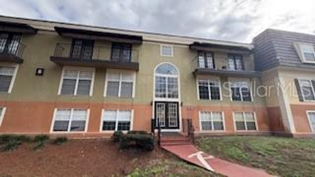 3956 VERSAILLES DRIVE 3956B, Orlando, FL 32808