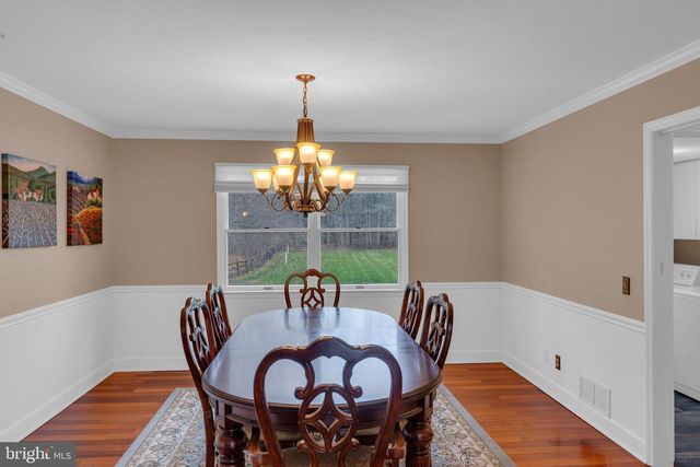 33 BEECHWOOD DR, Robbinsville, NJ 08691