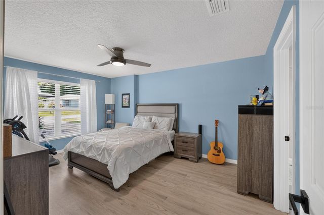 599 MAGNOLIA RIDGE AVENUE, Tavares, FL 32778