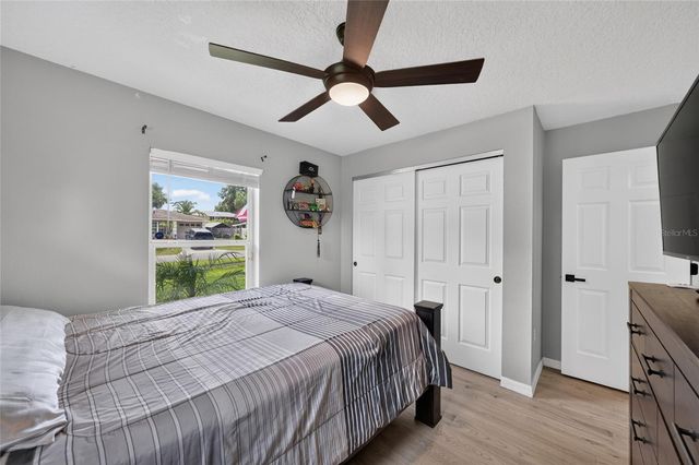 599 MAGNOLIA RIDGE AVENUE, Tavares, FL 32778