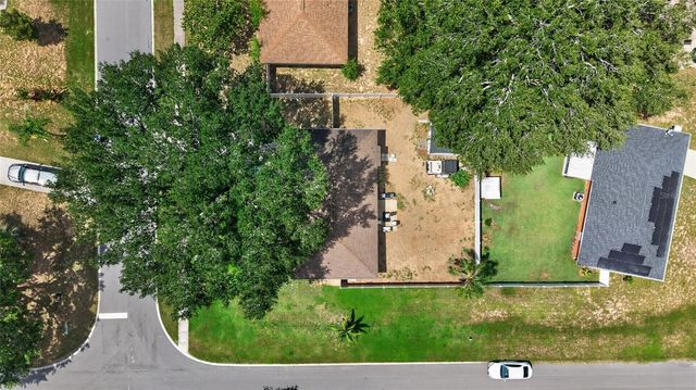 599 MAGNOLIA RIDGE AVENUE, Tavares, FL 32778