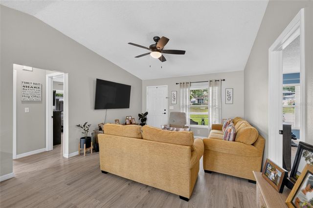 599 MAGNOLIA RIDGE AVENUE, Tavares, FL 32778