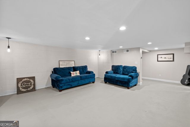 522 Hickory Street, Bremen, GA 30110