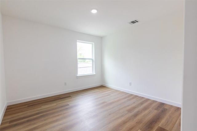 8210 Sparta Street B, Houston, TX 77028