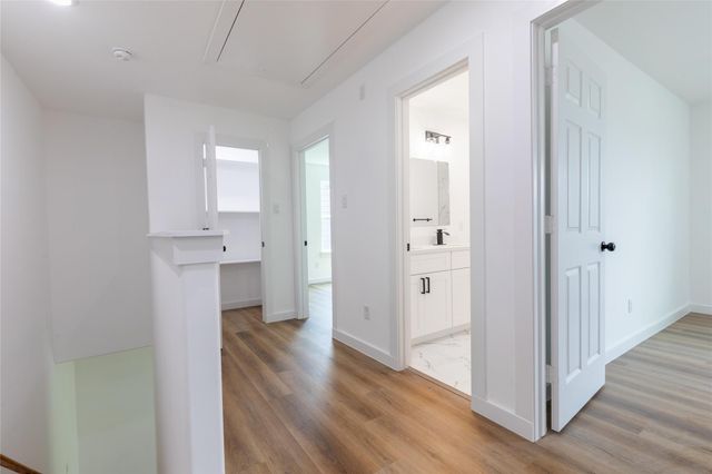 8210 Sparta Street B, Houston, TX 77028