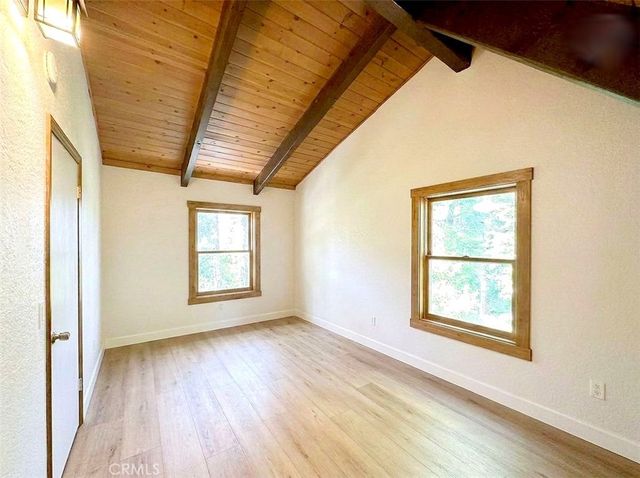 922 Balfrin, Crestline, CA 92325