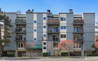 3045 20th Avenue W #102, Seattle, WA 98199