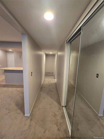1932 Klingensmith Road 56 B, Bloomfield Hills, MI 48302