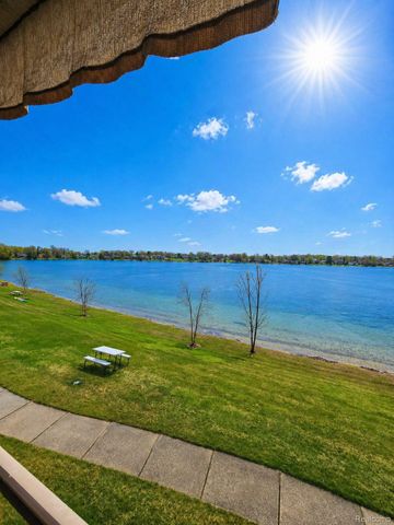 1932 Klingensmith Road 56 B, Bloomfield Hills, MI 48302