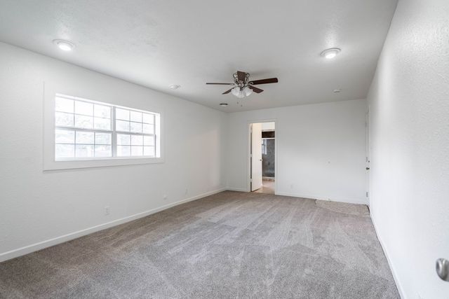 1005 NW 9th St, Andrews, TX 79714