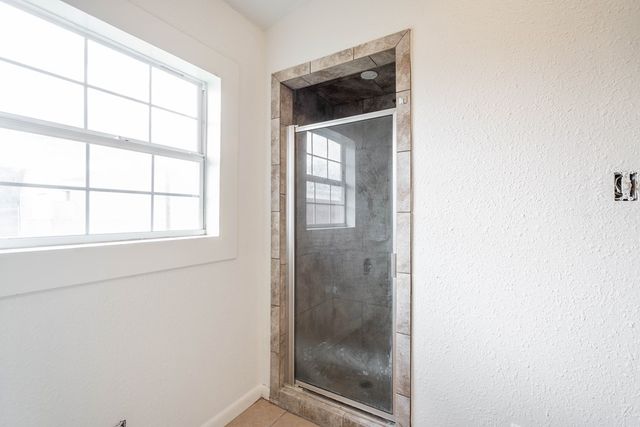 1005 NW 9th St, Andrews, TX 79714