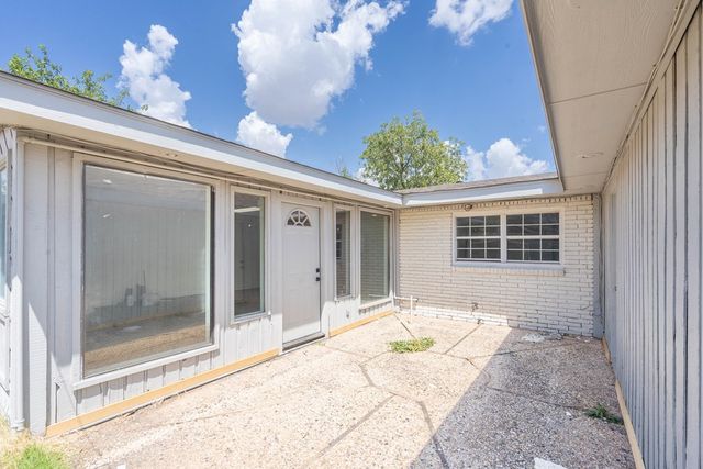 1005 NW 9th St, Andrews, TX 79714