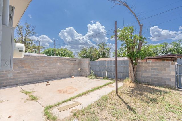 1005 NW 9th St, Andrews, TX 79714