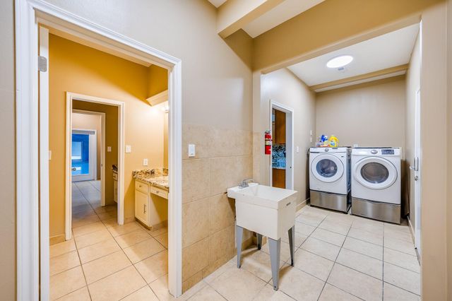 7606 Antoine Drive, Houston, TX 77088