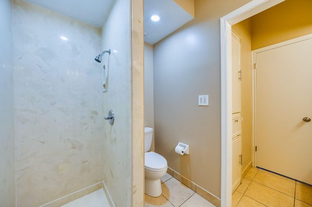 7606 Antoine Drive, Houston, TX 77088