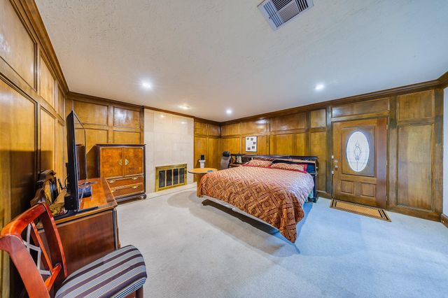 7606 Antoine Drive, Houston, TX 77088