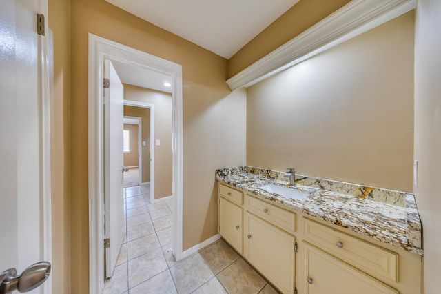 7606 Antoine Drive, Houston, TX 77088