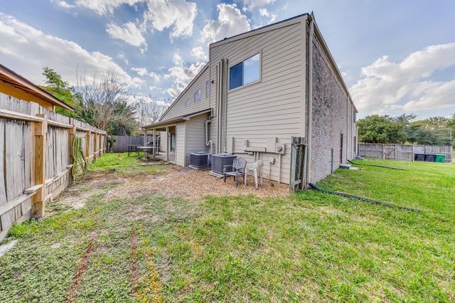 7606 Antoine Drive, Houston, TX 77088