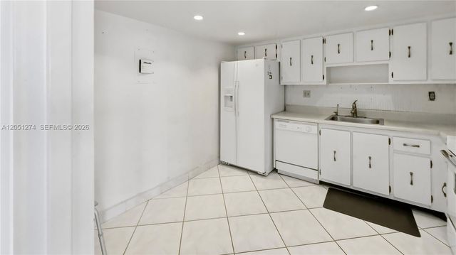 301 174th St 1907, Sunny Isles Beach, FL 33160
