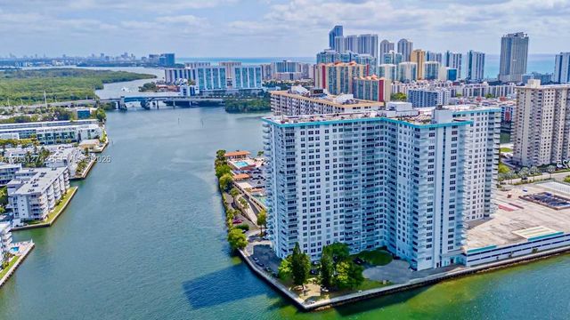 301 174th St 1907, Sunny Isles Beach, FL 33160