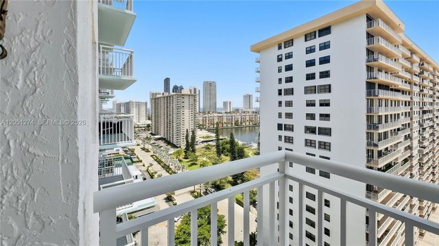 301 174th St 1907, Sunny Isles Beach, FL 33160