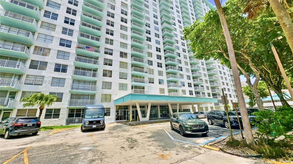301 174th St 1907, Sunny Isles Beach, FL 33160