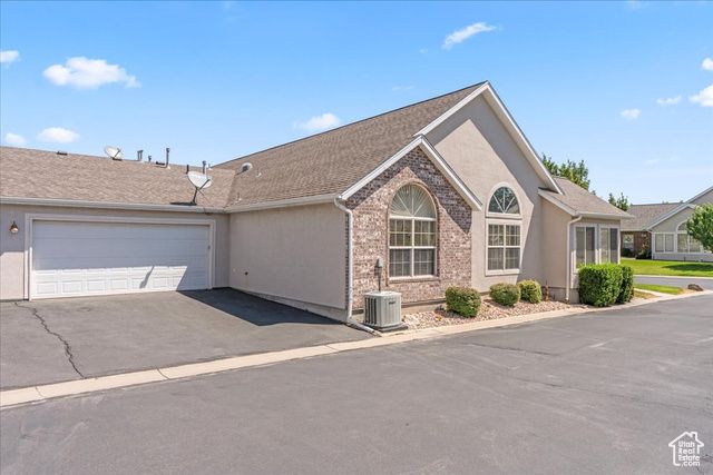 3256 S HUNTER VILLA LN #B, West Valley City, UT 84128