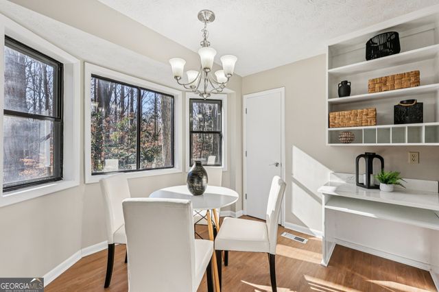 680 Branch Valley Court, Roswell, GA 30076