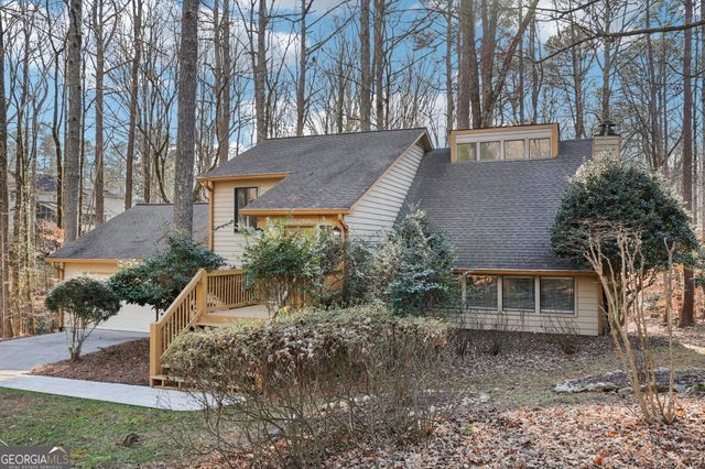 680 Branch Valley Court, Roswell, GA 30076