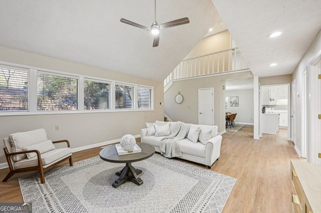 680 Branch Valley Court, Roswell, GA 30076