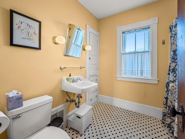 14 Liberty Street, Montpelier, VT 05602