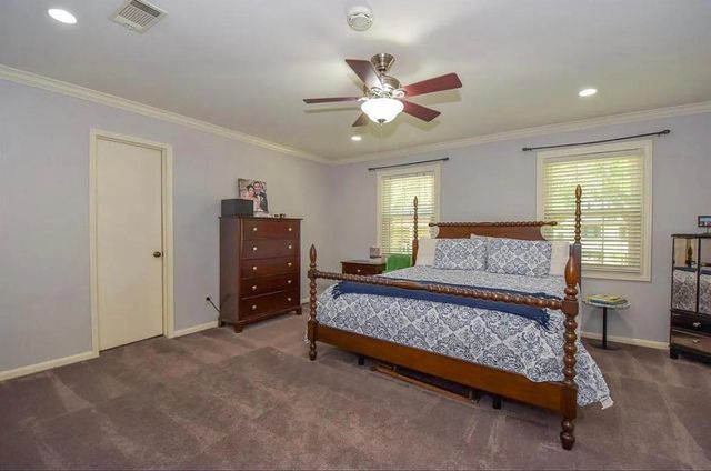 10519 Jaycreek Drive, Houston, TX 77070