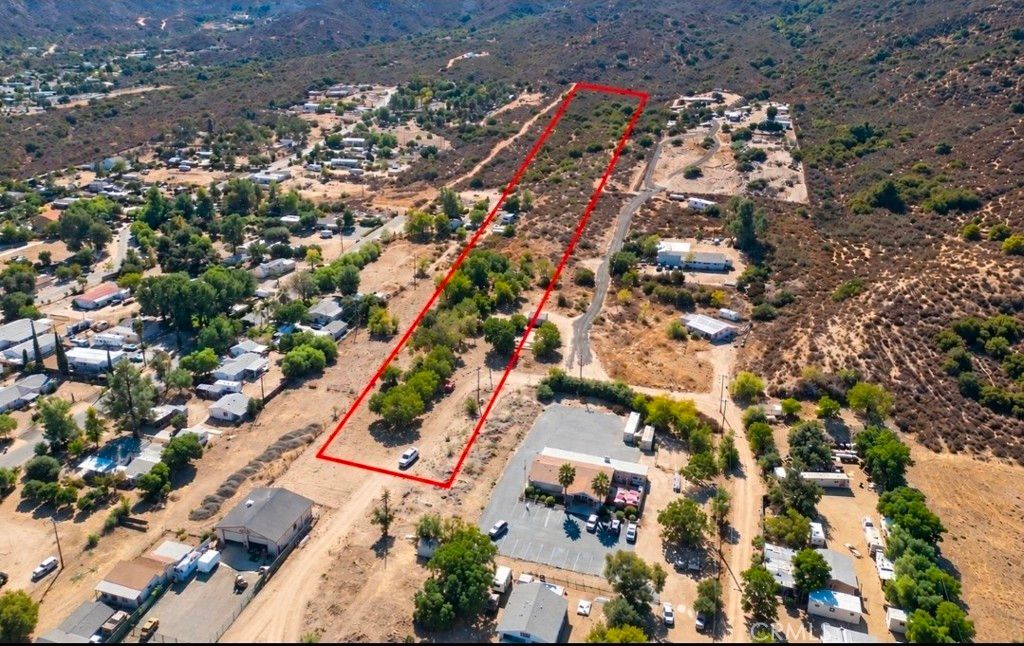 18921 Grand, Lake Elsinore, CA 92530 — exterior
