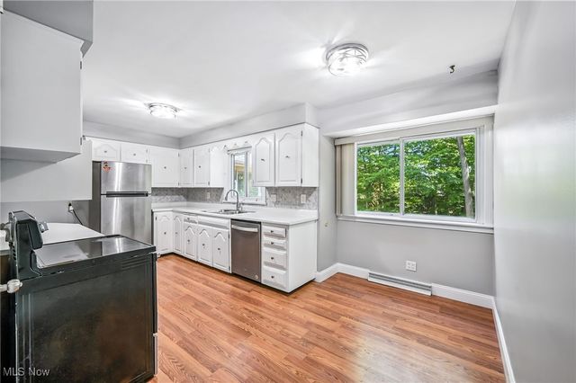 675 Blueberry Hill Drive, Canfield, OH 44406