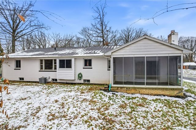 675 Blueberry Hill Drive, Canfield, OH 44406