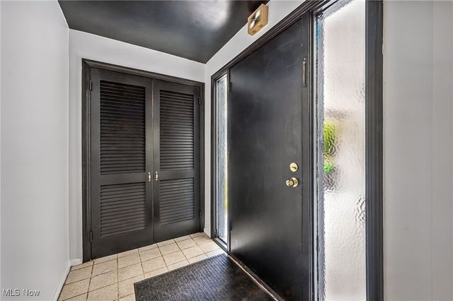 675 Blueberry Hill Drive, Canfield, OH 44406