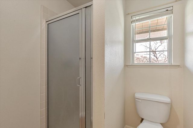 37985 Waxberry Lane, Yokuts Valley, CA 93675