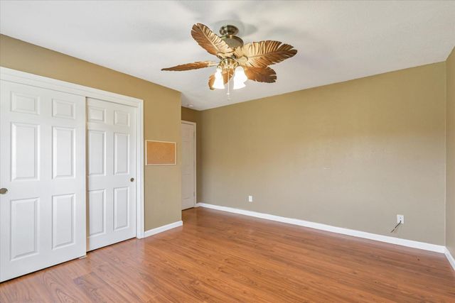 37985 Waxberry Lane, Yokuts Valley, CA 93675